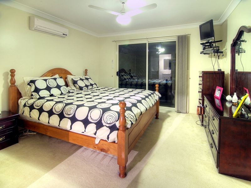 11 Branxton Place, Parkinson QLD 4115