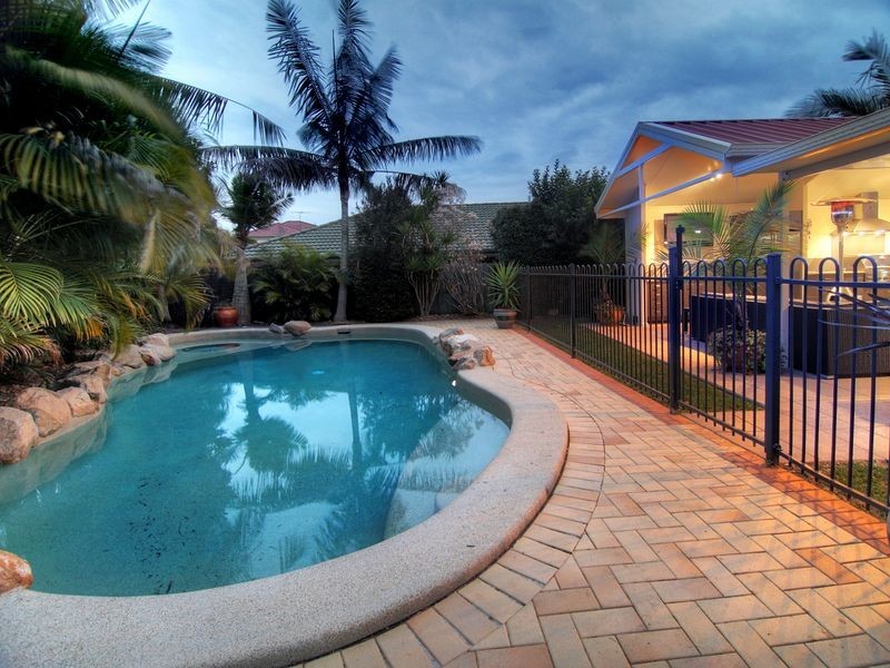 11 Branxton Place, Parkinson QLD 4115