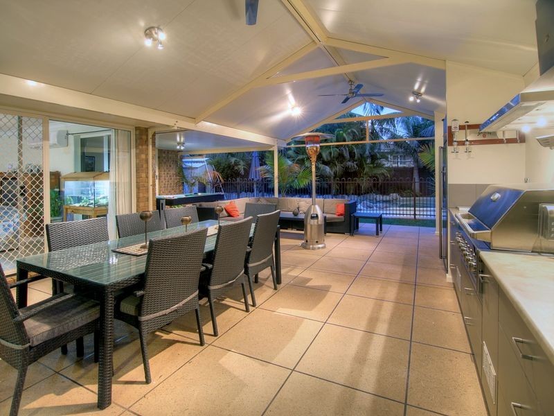 11 Branxton Place, Parkinson QLD 4115