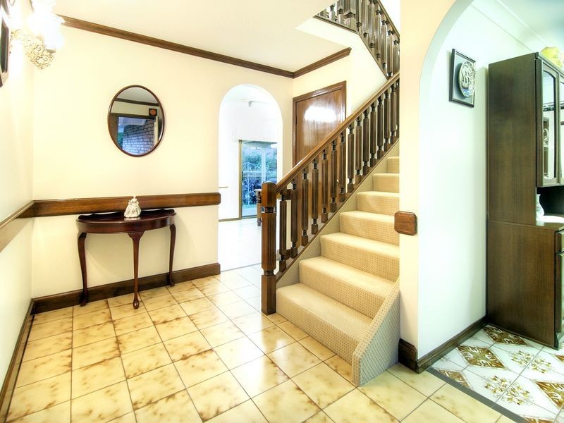 8 Pompadour Street, Sunnybank Hills QLD 4109