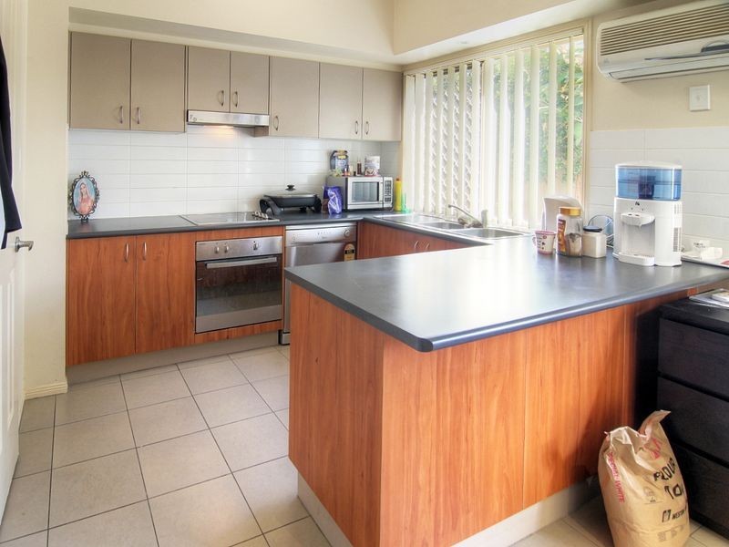 83/18 Mornington Court, Calamvale QLD 4116
