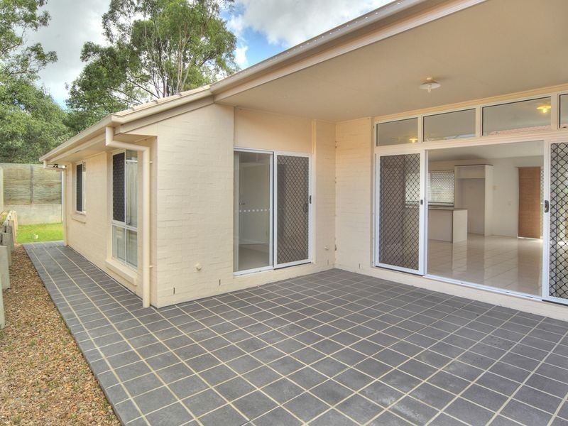 33 Bobbie Street, Parkinson QLD 4115