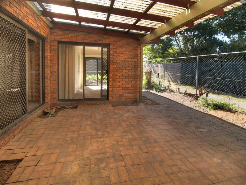 56 Metropole Street, Robertson QLD 4109