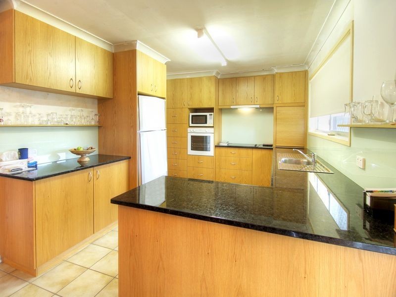 2 Tartarian Street, Macgregor QLD 4109