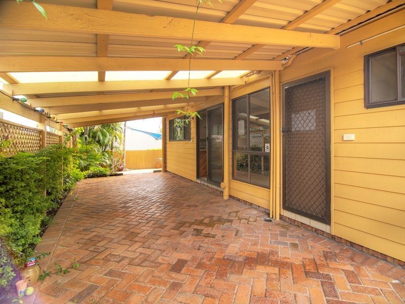 2 Monsour Street, Calamvale QLD 4116