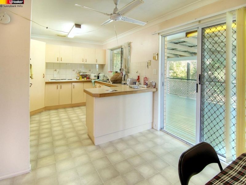 10 Ravenala Street, Sunnybank Hills QLD 4109