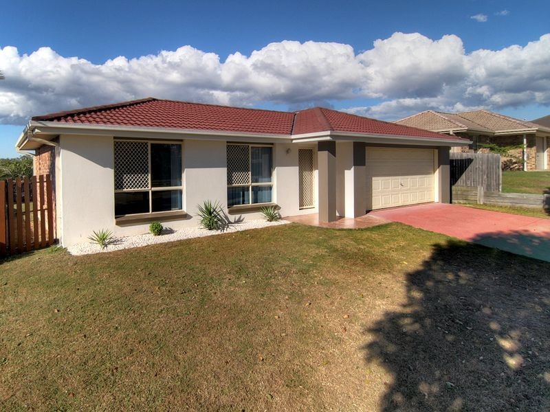 11 Woodrow Place, Marsden QLD 4132