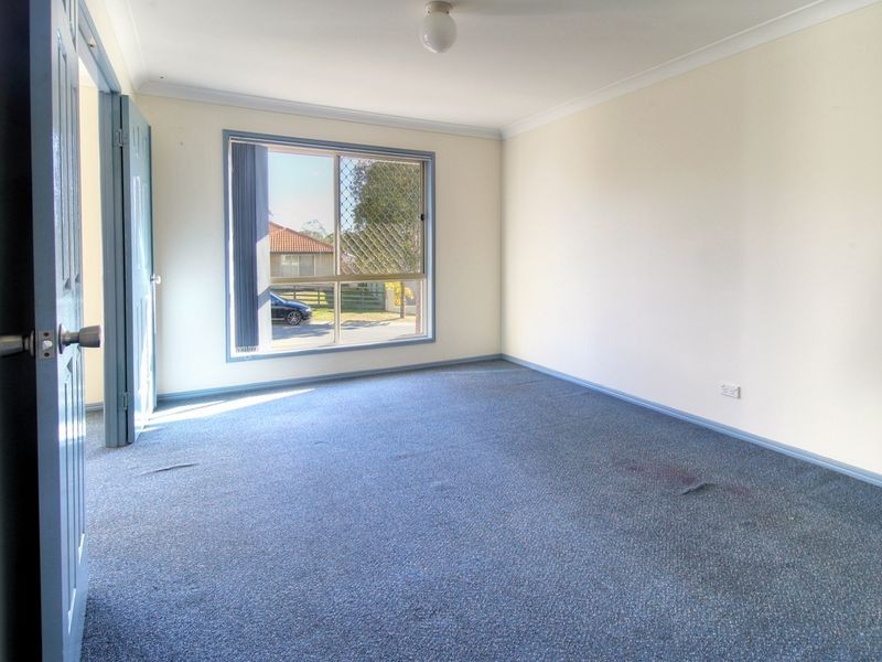 11 Woodrow Place, Marsden QLD 4132