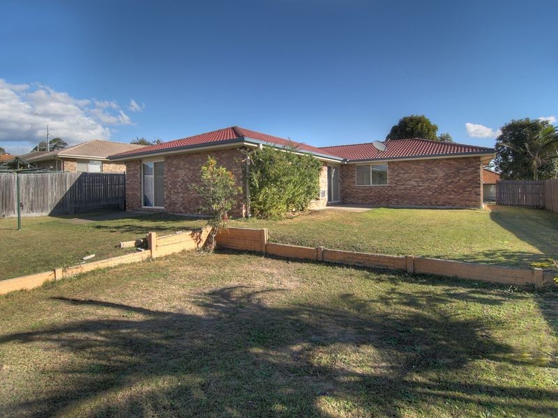 11 Woodrow Place, Marsden QLD 4132