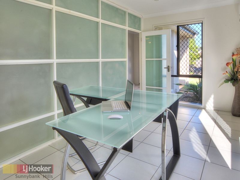 3 Warwick Court, Calamvale QLD 4116