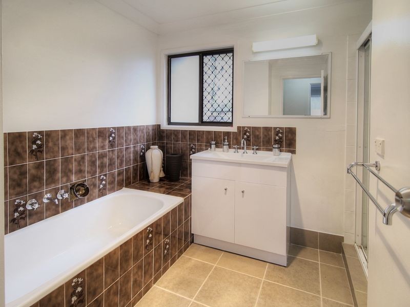 50 Ervatamia Street, Runcorn QLD 4113