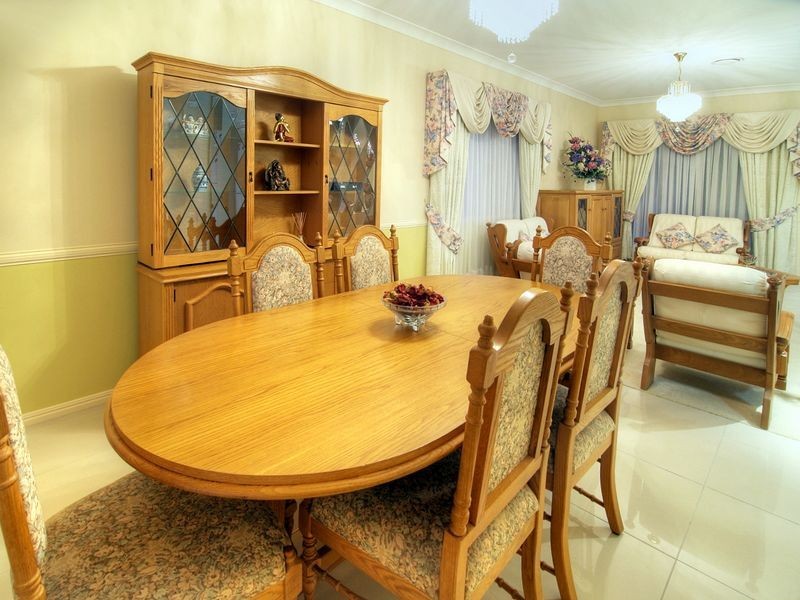 76 White Cedar Circuit, Stretton QLD 4116