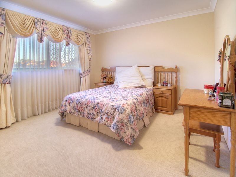76 White Cedar Circuit, Stretton QLD 4116
