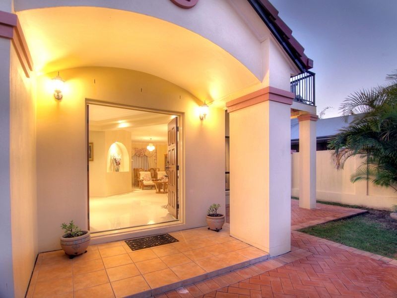 76 White Cedar Circuit, Stretton QLD 4116