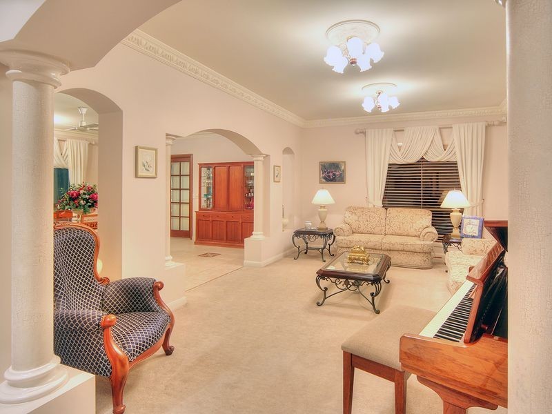 18 Mildura Street, Stretton QLD 4116