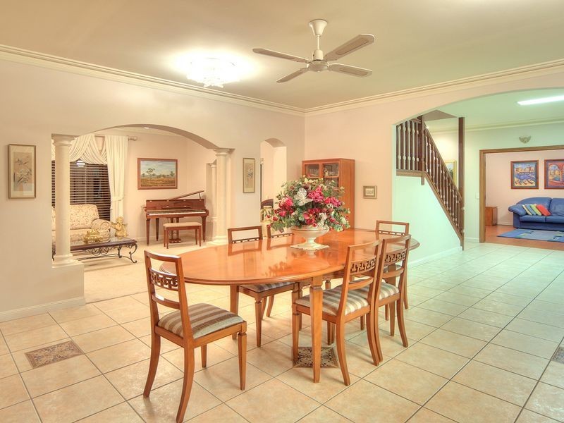 18 Mildura Street, Stretton QLD 4116