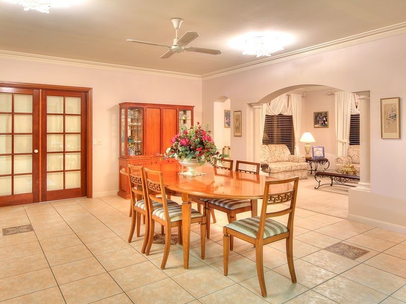 18 Mildura Street, Stretton QLD 4116