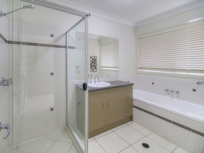 Parkinson QLD 4115
