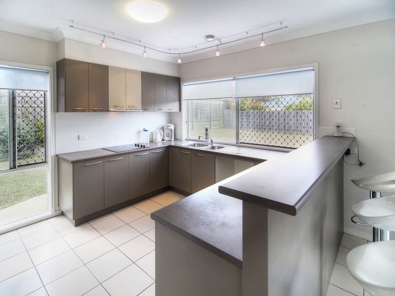 12 Morialta Place, Parkinson QLD 4115