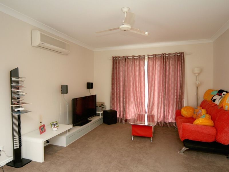 12 Morialta Place, Parkinson QLD 4115