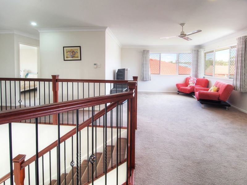 12 Morialta Place, Parkinson QLD 4115