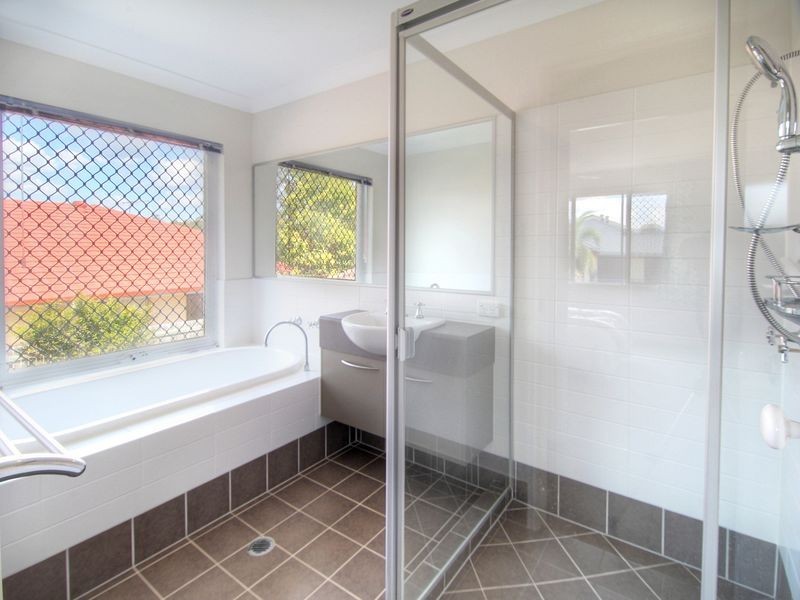 12 Morialta Place, Parkinson QLD 4115