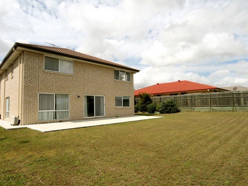 12 Morialta Place, Parkinson QLD 4115