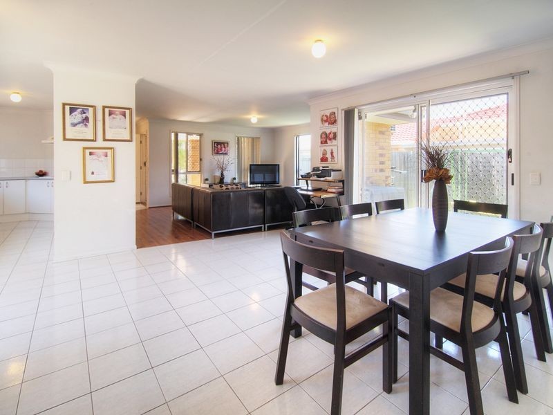 20 Tuberose Place, Calamvale QLD 4116