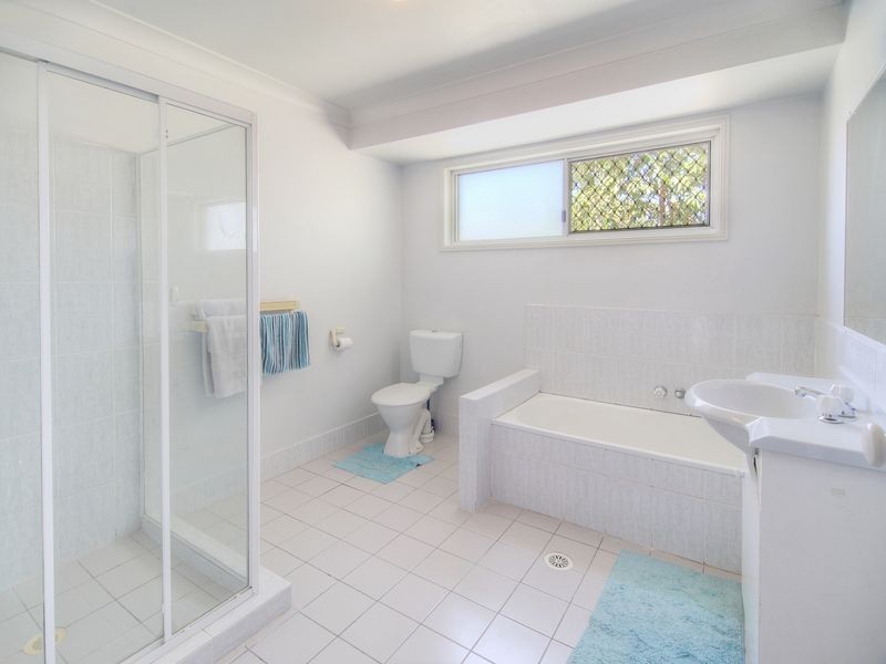 20 Tuberose Place, Calamvale QLD 4116