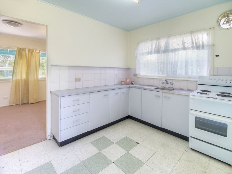 12 Yurugu Street, Woodridge QLD 4114