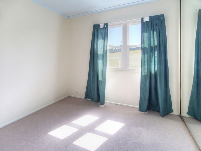 12 Yurugu Street, Woodridge QLD 4114