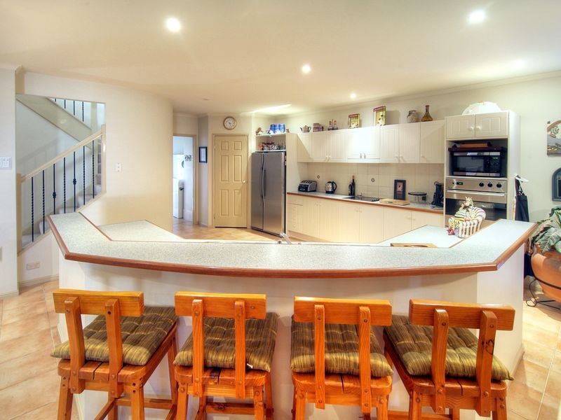 11 Wellington Place, Parkinson QLD 4115