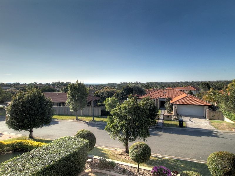 11 Wellington Place, Parkinson QLD 4115