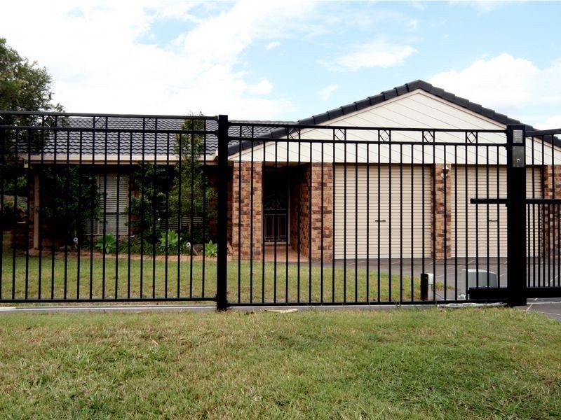 9 Boorala Crescent, Eight Mile Plains QLD 4113