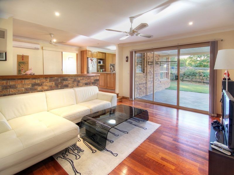 9 Boorala Crescent, Eight Mile Plains QLD 4113