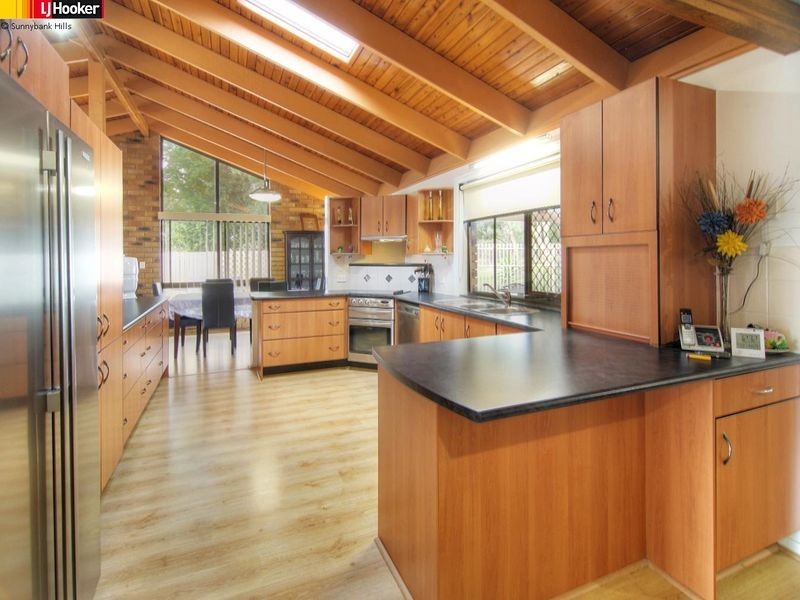 5 Pinetree Place, Runcorn QLD 4113