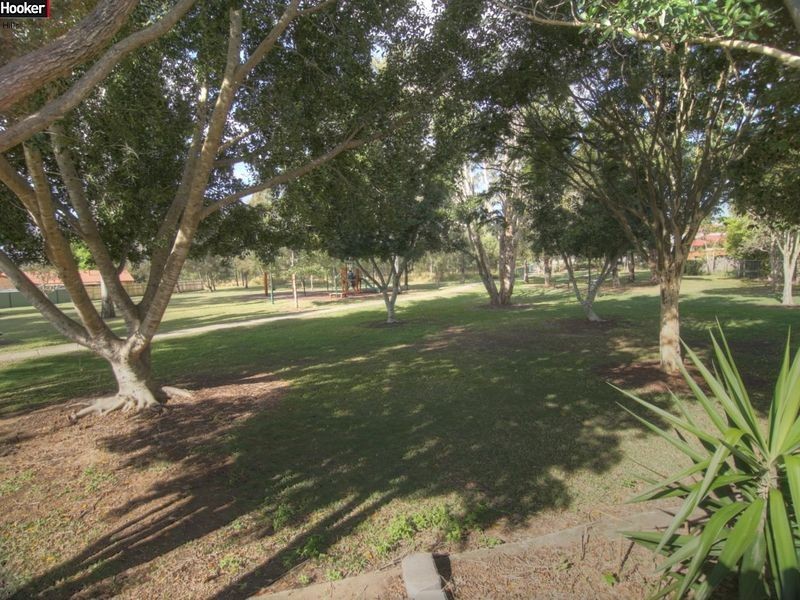 5 Pinetree Place, Runcorn QLD 4113