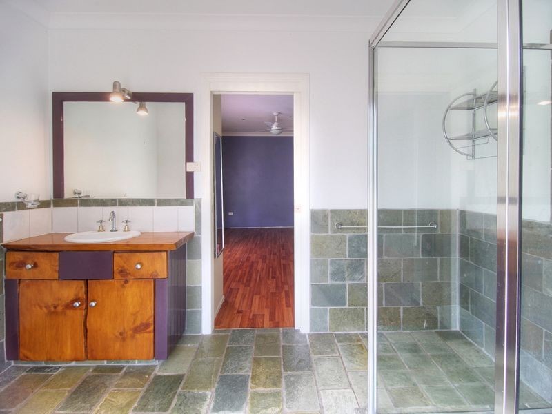 82 Sylvan Road, Park Ridge South QLD 4125