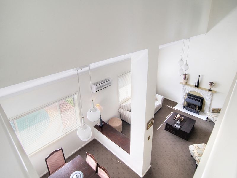 30 Ontario Crescent, Parkinson QLD 4115