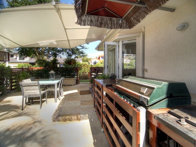 30 Ontario Crescent, Parkinson QLD 4115