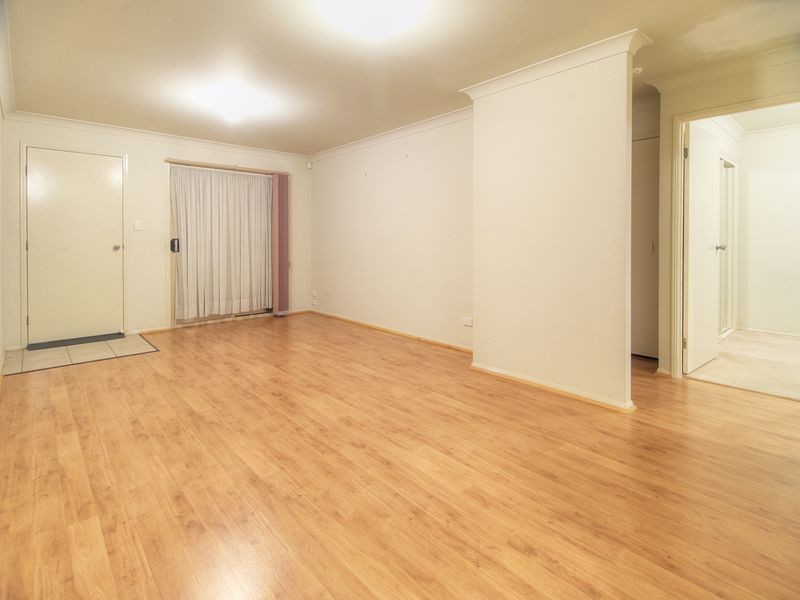 2/4 Watt Court, Calamvale QLD 4116