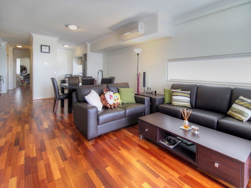 29/8-12 Belgrave Road, Indooroopilly QLD 4068