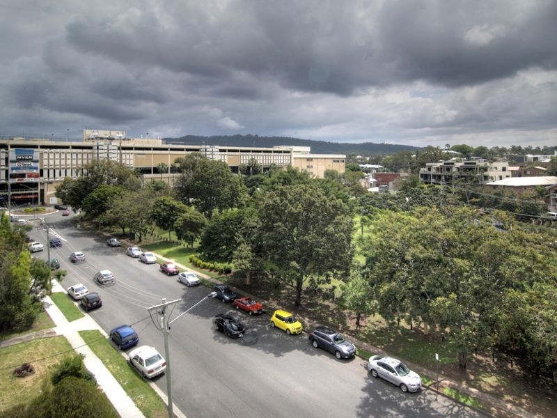 29/8-12 Belgrave Road, Indooroopilly QLD 4068