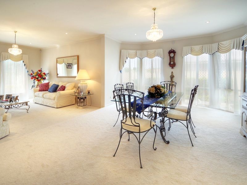 17 Lichfield Place, Parkinson QLD 4115