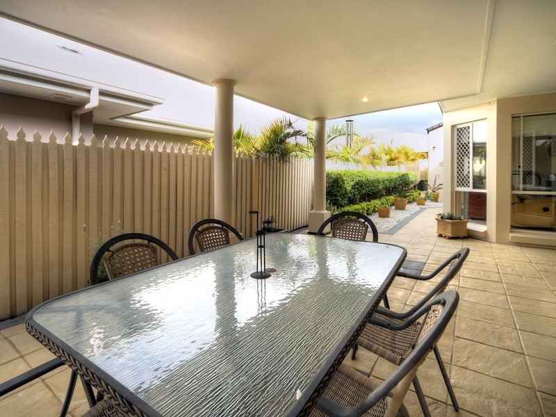 17 Lichfield Place, Parkinson QLD 4115