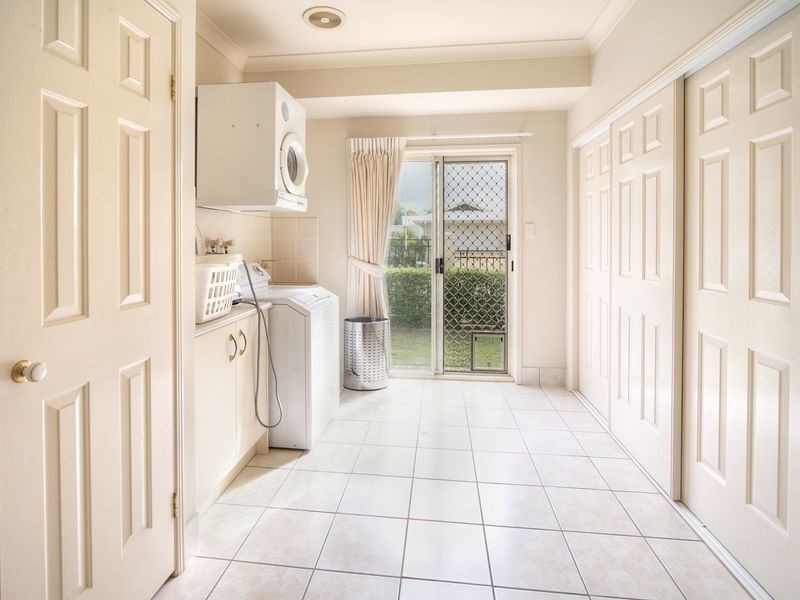 17 Lichfield Place, Parkinson QLD 4115