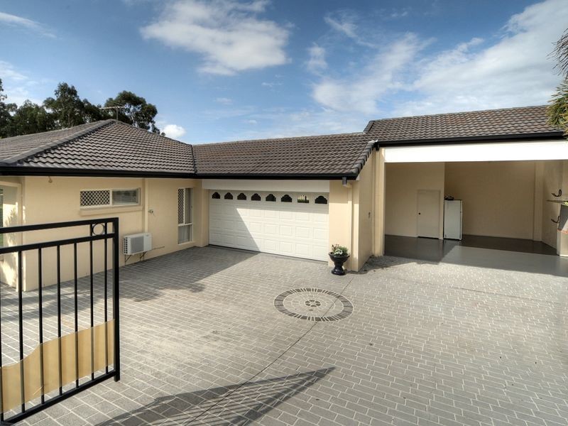 17 Lichfield Place, Parkinson QLD 4115