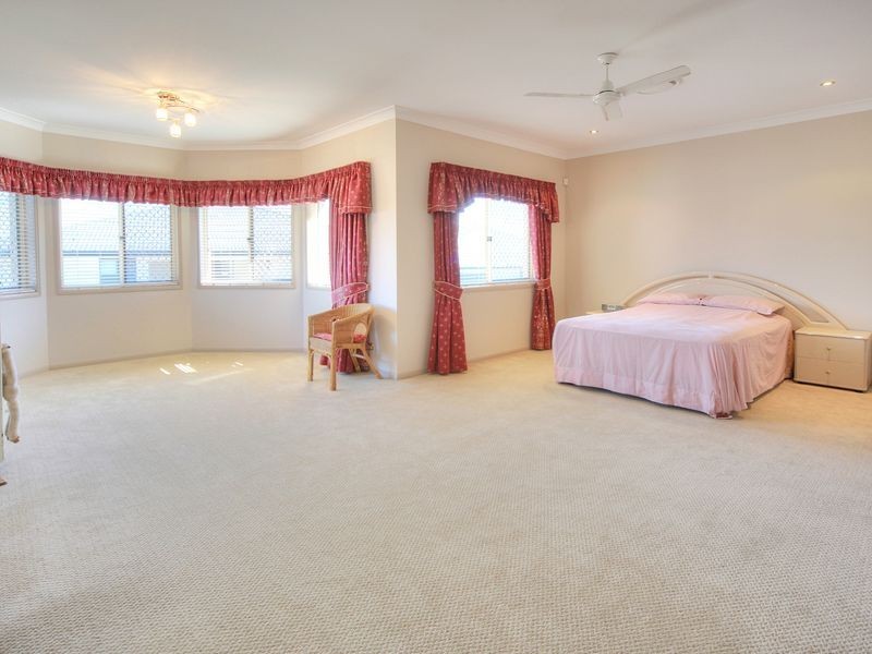 15 Candlewood Court, Stretton QLD 4116