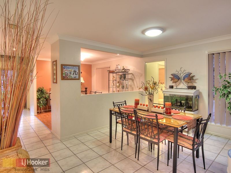 27 Cottonwood Crescent, Calamvale QLD 4116