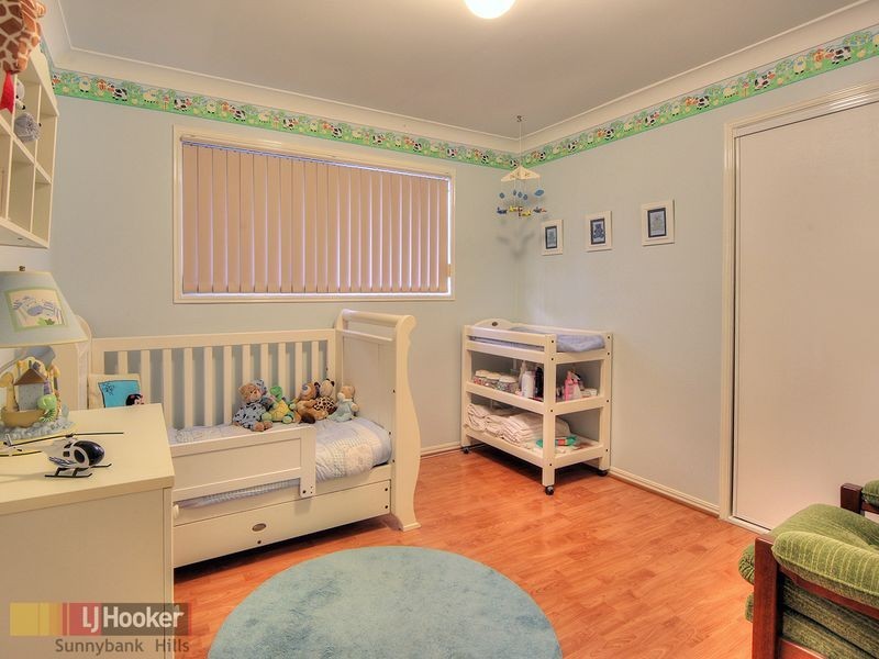 27 Cottonwood Crescent, Calamvale QLD 4116